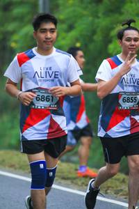 BIB: 6855, 6861
                            <button type="button" onclick="openModal(6367639)" class="btn btn-primary btn-sm float-right btn-popup" data-toggle="modal" data-target=".modal-high-quality">
                        <i class="fas fa-shopping-cart"></i> Add to Cart
                    </button>
                                            <button type="button" onclick="isThisMe(6367639, true)" class="btn btn-success btn-sm float-right btn-popup btn-isme hidden" data-toggle="tooltip" data-placement="bottom" title="นี่คือรูปของคุณใช่ไหม คลิกที่นี่เพื่อเอาเข้าอัลบั้ม">
                        <i class="fas fa-plus"></i> Add to album
                    </button>
                    <button type="button" onclick="isThisMe(6367639, false)" class="btn btn-warning btn-sm float-right btn-popup btn-isnotme hidden">
                        <i class="fas fa-ban"></i> Remove from album
                    </button>