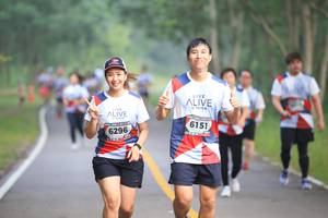 BIB: 6151, 6296
                            <button type="button" onclick="openModal(6356885)" class="btn btn-primary btn-sm float-right btn-popup" data-toggle="modal" data-target=".modal-high-quality">
                        <i class="fas fa-shopping-cart"></i> Add to Cart
                    </button>
                                            <button type="button" onclick="isThisMe(6356885, true)" class="btn btn-success btn-sm float-right btn-popup btn-isme hidden" data-toggle="tooltip" data-placement="bottom" title="นี่คือรูปของคุณใช่ไหม คลิกที่นี่เพื่อเอาเข้าอัลบั้ม">
                        <i class="fas fa-plus"></i> Add to album
                    </button>
                    <button type="button" onclick="isThisMe(6356885, false)" class="btn btn-warning btn-sm float-right btn-popup btn-isnotme hidden">
                        <i class="fas fa-ban"></i> Remove from album
                    </button>