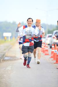 BIB: 2822, 
                            <button type="button" onclick="openModal(6344330)" class="btn btn-primary btn-sm float-right btn-popup" data-toggle="modal" data-target=".modal-high-quality">
                        <i class="fas fa-shopping-cart"></i> Add to Cart
                    </button>
                                            <button type="button" onclick="isThisMe(6344330, true)" class="btn btn-success btn-sm float-right btn-popup btn-isme hidden" data-toggle="tooltip" data-placement="bottom" title="นี่คือรูปของคุณใช่ไหม คลิกที่นี่เพื่อเอาเข้าอัลบั้ม">
                        <i class="fas fa-plus"></i> Add to album
                    </button>
                    <button type="button" onclick="isThisMe(6344330, false)" class="btn btn-warning btn-sm float-right btn-popup btn-isnotme hidden">
                        <i class="fas fa-ban"></i> Remove from album
                    </button>