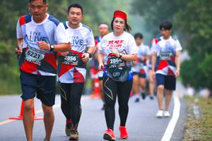 BIB: 6221, 2864, 2856
                            <button type="button" onclick="openModal(6370557)" class="btn btn-primary btn-sm float-right btn-popup" data-toggle="modal" data-target=".modal-high-quality">
                        <i class="fas fa-shopping-cart"></i> Add to Cart
                    </button>
                                            <button type="button" onclick="isThisMe(6370557, true)" class="btn btn-success btn-sm float-right btn-popup btn-isme hidden" data-toggle="tooltip" data-placement="bottom" title="นี่คือรูปของคุณใช่ไหม คลิกที่นี่เพื่อเอาเข้าอัลบั้ม">
                        <i class="fas fa-plus"></i> Add to album
                    </button>
                    <button type="button" onclick="isThisMe(6370557, false)" class="btn btn-warning btn-sm float-right btn-popup btn-isnotme hidden">
                        <i class="fas fa-ban"></i> Remove from album
                    </button>