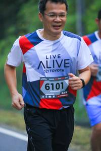 BIB: 6101
                            <button type="button" onclick="openModal(6367194)" class="btn btn-primary btn-sm float-right btn-popup" data-toggle="modal" data-target=".modal-high-quality">
                        <i class="fas fa-shopping-cart"></i> Add to Cart
                    </button>
                                            <button type="button" onclick="isThisMe(6367194, true)" class="btn btn-success btn-sm float-right btn-popup btn-isme hidden" data-toggle="tooltip" data-placement="bottom" title="นี่คือรูปของคุณใช่ไหม คลิกที่นี่เพื่อเอาเข้าอัลบั้ม">
                        <i class="fas fa-plus"></i> Add to album
                    </button>
                    <button type="button" onclick="isThisMe(6367194, false)" class="btn btn-warning btn-sm float-right btn-popup btn-isnotme hidden">
                        <i class="fas fa-ban"></i> Remove from album
                    </button>