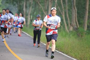 BIB: 7123
                            <button type="button" onclick="openModal(6356732)" class="btn btn-primary btn-sm float-right btn-popup" data-toggle="modal" data-target=".modal-high-quality">
                        <i class="fas fa-shopping-cart"></i> Add to Cart
                    </button>
                                            <button type="button" onclick="isThisMe(6356732, true)" class="btn btn-success btn-sm float-right btn-popup btn-isme hidden" data-toggle="tooltip" data-placement="bottom" title="นี่คือรูปของคุณใช่ไหม คลิกที่นี่เพื่อเอาเข้าอัลบั้ม">
                        <i class="fas fa-plus"></i> Add to album
                    </button>
                    <button type="button" onclick="isThisMe(6356732, false)" class="btn btn-warning btn-sm float-right btn-popup btn-isnotme hidden">
                        <i class="fas fa-ban"></i> Remove from album
                    </button>