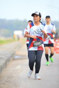 BIB: 2202
                            <button type="button" onclick="openModal(6343833)" class="btn btn-primary btn-sm float-right btn-popup" data-toggle="modal" data-target=".modal-high-quality">
                        <i class="fas fa-shopping-cart"></i> Add to Cart
                    </button>
                                            <button type="button" onclick="isThisMe(6343833, true)" class="btn btn-success btn-sm float-right btn-popup btn-isme hidden" data-toggle="tooltip" data-placement="bottom" title="นี่คือรูปของคุณใช่ไหม คลิกที่นี่เพื่อเอาเข้าอัลบั้ม">
                        <i class="fas fa-plus"></i> Add to album
                    </button>
                    <button type="button" onclick="isThisMe(6343833, false)" class="btn btn-warning btn-sm float-right btn-popup btn-isnotme hidden">
                        <i class="fas fa-ban"></i> Remove from album
                    </button>