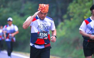 BIB: 2106
                            <button type="button" onclick="openModal(6370781)" class="btn btn-primary btn-sm float-right btn-popup" data-toggle="modal" data-target=".modal-high-quality">
                        <i class="fas fa-shopping-cart"></i> Add to Cart
                    </button>
                                            <button type="button" onclick="isThisMe(6370781, true)" class="btn btn-success btn-sm float-right btn-popup btn-isme hidden" data-toggle="tooltip" data-placement="bottom" title="นี่คือรูปของคุณใช่ไหม คลิกที่นี่เพื่อเอาเข้าอัลบั้ม">
                        <i class="fas fa-plus"></i> Add to album
                    </button>
                    <button type="button" onclick="isThisMe(6370781, false)" class="btn btn-warning btn-sm float-right btn-popup btn-isnotme hidden">
                        <i class="fas fa-ban"></i> Remove from album
                    </button>