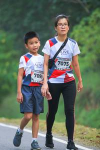 BIB: 7075, 7090
                            <button type="button" onclick="openModal(6368618)" class="btn btn-primary btn-sm float-right btn-popup" data-toggle="modal" data-target=".modal-high-quality">
                        <i class="fas fa-shopping-cart"></i> Add to Cart
                    </button>
                                            <button type="button" onclick="isThisMe(6368618, true)" class="btn btn-success btn-sm float-right btn-popup btn-isme hidden" data-toggle="tooltip" data-placement="bottom" title="นี่คือรูปของคุณใช่ไหม คลิกที่นี่เพื่อเอาเข้าอัลบั้ม">
                        <i class="fas fa-plus"></i> Add to album
                    </button>
                    <button type="button" onclick="isThisMe(6368618, false)" class="btn btn-warning btn-sm float-right btn-popup btn-isnotme hidden">
                        <i class="fas fa-ban"></i> Remove from album
                    </button>