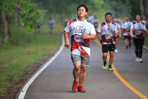 BIB: 6875
                            <button type="button" onclick="openModal(6357022)" class="btn btn-primary btn-sm float-right btn-popup" data-toggle="modal" data-target=".modal-high-quality">
                        <i class="fas fa-shopping-cart"></i> Add to Cart
                    </button>
                                            <button type="button" onclick="isThisMe(6357022, true)" class="btn btn-success btn-sm float-right btn-popup btn-isme hidden" data-toggle="tooltip" data-placement="bottom" title="นี่คือรูปของคุณใช่ไหม คลิกที่นี่เพื่อเอาเข้าอัลบั้ม">
                        <i class="fas fa-plus"></i> Add to album
                    </button>
                    <button type="button" onclick="isThisMe(6357022, false)" class="btn btn-warning btn-sm float-right btn-popup btn-isnotme hidden">
                        <i class="fas fa-ban"></i> Remove from album
                    </button>