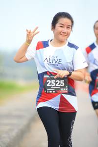 BIB: 2525, 128
                            <button type="button" onclick="openModal(6343743)" class="btn btn-primary btn-sm float-right btn-popup" data-toggle="modal" data-target=".modal-high-quality">
                        <i class="fas fa-shopping-cart"></i> Add to Cart
                    </button>
                                            <button type="button" onclick="isThisMe(6343743, true)" class="btn btn-success btn-sm float-right btn-popup btn-isme hidden" data-toggle="tooltip" data-placement="bottom" title="นี่คือรูปของคุณใช่ไหม คลิกที่นี่เพื่อเอาเข้าอัลบั้ม">
                        <i class="fas fa-plus"></i> Add to album
                    </button>
                    <button type="button" onclick="isThisMe(6343743, false)" class="btn btn-warning btn-sm float-right btn-popup btn-isnotme hidden">
                        <i class="fas fa-ban"></i> Remove from album
                    </button>