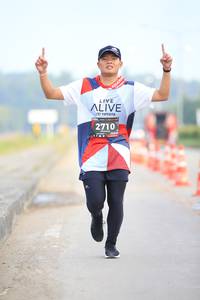 BIB: 2710
                            <button type="button" onclick="openModal(6344478)" class="btn btn-primary btn-sm float-right btn-popup" data-toggle="modal" data-target=".modal-high-quality">
                        <i class="fas fa-shopping-cart"></i> Add to Cart
                    </button>
                                            <button type="button" onclick="isThisMe(6344478, true)" class="btn btn-success btn-sm float-right btn-popup btn-isme hidden" data-toggle="tooltip" data-placement="bottom" title="นี่คือรูปของคุณใช่ไหม คลิกที่นี่เพื่อเอาเข้าอัลบั้ม">
                        <i class="fas fa-plus"></i> Add to album
                    </button>
                    <button type="button" onclick="isThisMe(6344478, false)" class="btn btn-warning btn-sm float-right btn-popup btn-isnotme hidden">
                        <i class="fas fa-ban"></i> Remove from album
                    </button>