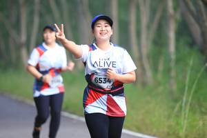 BIB: 6534
                            <button type="button" onclick="openModal(6356702)" class="btn btn-primary btn-sm float-right btn-popup" data-toggle="modal" data-target=".modal-high-quality">
                        <i class="fas fa-shopping-cart"></i> Add to Cart
                    </button>
                                            <button type="button" onclick="isThisMe(6356702, true)" class="btn btn-success btn-sm float-right btn-popup btn-isme hidden" data-toggle="tooltip" data-placement="bottom" title="นี่คือรูปของคุณใช่ไหม คลิกที่นี่เพื่อเอาเข้าอัลบั้ม">
                        <i class="fas fa-plus"></i> Add to album
                    </button>
                    <button type="button" onclick="isThisMe(6356702, false)" class="btn btn-warning btn-sm float-right btn-popup btn-isnotme hidden">
                        <i class="fas fa-ban"></i> Remove from album
                    </button>