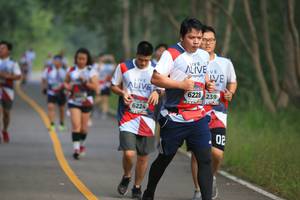 BIB: 6228, 239, 6224
                            <button type="button" onclick="openModal(6357009)" class="btn btn-primary btn-sm float-right btn-popup" data-toggle="modal" data-target=".modal-high-quality">
                        <i class="fas fa-shopping-cart"></i> Add to Cart
                    </button>
                                            <button type="button" onclick="isThisMe(6357009, true)" class="btn btn-success btn-sm float-right btn-popup btn-isme hidden" data-toggle="tooltip" data-placement="bottom" title="นี่คือรูปของคุณใช่ไหม คลิกที่นี่เพื่อเอาเข้าอัลบั้ม">
                        <i class="fas fa-plus"></i> Add to album
                    </button>
                    <button type="button" onclick="isThisMe(6357009, false)" class="btn btn-warning btn-sm float-right btn-popup btn-isnotme hidden">
                        <i class="fas fa-ban"></i> Remove from album
                    </button>