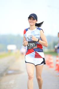 BIB: 2761, 128
                            <button type="button" onclick="openModal(6344624)" class="btn btn-primary btn-sm float-right btn-popup" data-toggle="modal" data-target=".modal-high-quality">
                        <i class="fas fa-shopping-cart"></i> Add to Cart
                    </button>
                                            <button type="button" onclick="isThisMe(6344624, true)" class="btn btn-success btn-sm float-right btn-popup btn-isme hidden" data-toggle="tooltip" data-placement="bottom" title="นี่คือรูปของคุณใช่ไหม คลิกที่นี่เพื่อเอาเข้าอัลบั้ม">
                        <i class="fas fa-plus"></i> Add to album
                    </button>
                    <button type="button" onclick="isThisMe(6344624, false)" class="btn btn-warning btn-sm float-right btn-popup btn-isnotme hidden">
                        <i class="fas fa-ban"></i> Remove from album
                    </button>