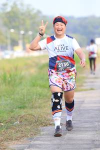 BIB: 2136
                            <button type="button" onclick="openModal(6345869)" class="btn btn-primary btn-sm float-right btn-popup" data-toggle="modal" data-target=".modal-high-quality">
                        <i class="fas fa-shopping-cart"></i> Add to Cart
                    </button>
                                            <button type="button" onclick="isThisMe(6345869, true)" class="btn btn-success btn-sm float-right btn-popup btn-isme hidden" data-toggle="tooltip" data-placement="bottom" title="นี่คือรูปของคุณใช่ไหม คลิกที่นี่เพื่อเอาเข้าอัลบั้ม">
                        <i class="fas fa-plus"></i> Add to album
                    </button>
                    <button type="button" onclick="isThisMe(6345869, false)" class="btn btn-warning btn-sm float-right btn-popup btn-isnotme hidden">
                        <i class="fas fa-ban"></i> Remove from album
                    </button>