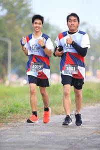 BIB: 3017, 3001
                            <button type="button" onclick="openModal(6343806)" class="btn btn-primary btn-sm float-right btn-popup" data-toggle="modal" data-target=".modal-high-quality">
                        <i class="fas fa-shopping-cart"></i> Add to Cart
                    </button>
                                            <button type="button" onclick="isThisMe(6343806, true)" class="btn btn-success btn-sm float-right btn-popup btn-isme hidden" data-toggle="tooltip" data-placement="bottom" title="นี่คือรูปของคุณใช่ไหม คลิกที่นี่เพื่อเอาเข้าอัลบั้ม">
                        <i class="fas fa-plus"></i> Add to album
                    </button>
                    <button type="button" onclick="isThisMe(6343806, false)" class="btn btn-warning btn-sm float-right btn-popup btn-isnotme hidden">
                        <i class="fas fa-ban"></i> Remove from album
                    </button>