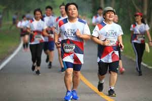 BIB: 6500, 
                            <button type="button" onclick="openModal(6357072)" class="btn btn-primary btn-sm float-right btn-popup" data-toggle="modal" data-target=".modal-high-quality">
                        <i class="fas fa-shopping-cart"></i> Add to Cart
                    </button>
                                            <button type="button" onclick="isThisMe(6357072, true)" class="btn btn-success btn-sm float-right btn-popup btn-isme hidden" data-toggle="tooltip" data-placement="bottom" title="นี่คือรูปของคุณใช่ไหม คลิกที่นี่เพื่อเอาเข้าอัลบั้ม">
                        <i class="fas fa-plus"></i> Add to album
                    </button>
                    <button type="button" onclick="isThisMe(6357072, false)" class="btn btn-warning btn-sm float-right btn-popup btn-isnotme hidden">
                        <i class="fas fa-ban"></i> Remove from album
                    </button>