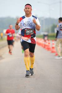 BIB: 2410
                            <button type="button" onclick="openModal(6361209)" class="btn btn-primary btn-sm float-right btn-popup" data-toggle="modal" data-target=".modal-high-quality">
                        <i class="fas fa-shopping-cart"></i> Add to Cart
                    </button>
                                            <button type="button" onclick="isThisMe(6361209, true)" class="btn btn-success btn-sm float-right btn-popup btn-isme hidden" data-toggle="tooltip" data-placement="bottom" title="นี่คือรูปของคุณใช่ไหม คลิกที่นี่เพื่อเอาเข้าอัลบั้ม">
                        <i class="fas fa-plus"></i> Add to album
                    </button>
                    <button type="button" onclick="isThisMe(6361209, false)" class="btn btn-warning btn-sm float-right btn-popup btn-isnotme hidden">
                        <i class="fas fa-ban"></i> Remove from album
                    </button>