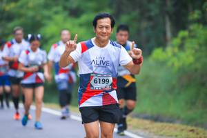 BIB: 6199
                            <button type="button" onclick="openModal(6367125)" class="btn btn-primary btn-sm float-right btn-popup" data-toggle="modal" data-target=".modal-high-quality">
                        <i class="fas fa-shopping-cart"></i> Add to Cart
                    </button>
                                            <button type="button" onclick="isThisMe(6367125, true)" class="btn btn-success btn-sm float-right btn-popup btn-isme hidden" data-toggle="tooltip" data-placement="bottom" title="นี่คือรูปของคุณใช่ไหม คลิกที่นี่เพื่อเอาเข้าอัลบั้ม">
                        <i class="fas fa-plus"></i> Add to album
                    </button>
                    <button type="button" onclick="isThisMe(6367125, false)" class="btn btn-warning btn-sm float-right btn-popup btn-isnotme hidden">
                        <i class="fas fa-ban"></i> Remove from album
                    </button>