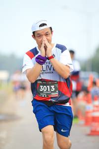 BIB: 3013, 128
                            <button type="button" onclick="openModal(6343323)" class="btn btn-primary btn-sm float-right btn-popup" data-toggle="modal" data-target=".modal-high-quality">
                        <i class="fas fa-shopping-cart"></i> Add to Cart
                    </button>
                                            <button type="button" onclick="isThisMe(6343323, true)" class="btn btn-success btn-sm float-right btn-popup btn-isme hidden" data-toggle="tooltip" data-placement="bottom" title="นี่คือรูปของคุณใช่ไหม คลิกที่นี่เพื่อเอาเข้าอัลบั้ม">
                        <i class="fas fa-plus"></i> Add to album
                    </button>
                    <button type="button" onclick="isThisMe(6343323, false)" class="btn btn-warning btn-sm float-right btn-popup btn-isnotme hidden">
                        <i class="fas fa-ban"></i> Remove from album
                    </button>