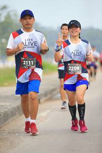 BIB: 2111, 2209
                            <button type="button" onclick="openModal(6361183)" class="btn btn-primary btn-sm float-right btn-popup" data-toggle="modal" data-target=".modal-high-quality">
                        <i class="fas fa-shopping-cart"></i> Add to Cart
                    </button>
                                            <button type="button" onclick="isThisMe(6361183, true)" class="btn btn-success btn-sm float-right btn-popup btn-isme hidden" data-toggle="tooltip" data-placement="bottom" title="นี่คือรูปของคุณใช่ไหม คลิกที่นี่เพื่อเอาเข้าอัลบั้ม">
                        <i class="fas fa-plus"></i> Add to album
                    </button>
                    <button type="button" onclick="isThisMe(6361183, false)" class="btn btn-warning btn-sm float-right btn-popup btn-isnotme hidden">
                        <i class="fas fa-ban"></i> Remove from album
                    </button>