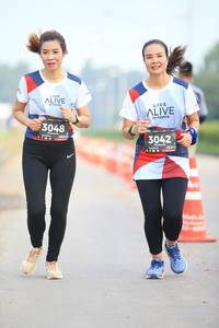 BIB: 3048, 3042
                            <button type="button" onclick="openModal(6344517)" class="btn btn-primary btn-sm float-right btn-popup" data-toggle="modal" data-target=".modal-high-quality">
                        <i class="fas fa-shopping-cart"></i> Add to Cart
                    </button>
                                            <button type="button" onclick="isThisMe(6344517, true)" class="btn btn-success btn-sm float-right btn-popup btn-isme hidden" data-toggle="tooltip" data-placement="bottom" title="นี่คือรูปของคุณใช่ไหม คลิกที่นี่เพื่อเอาเข้าอัลบั้ม">
                        <i class="fas fa-plus"></i> Add to album
                    </button>
                    <button type="button" onclick="isThisMe(6344517, false)" class="btn btn-warning btn-sm float-right btn-popup btn-isnotme hidden">
                        <i class="fas fa-ban"></i> Remove from album
                    </button>