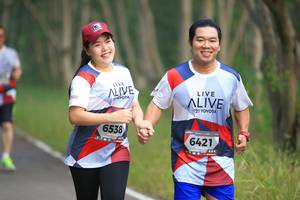 BIB: 6538, 6421
                            <button type="button" onclick="openModal(6357999)" class="btn btn-primary btn-sm float-right btn-popup" data-toggle="modal" data-target=".modal-high-quality">
                        <i class="fas fa-shopping-cart"></i> Add to Cart
                    </button>
                                            <button type="button" onclick="isThisMe(6357999, true)" class="btn btn-success btn-sm float-right btn-popup btn-isme hidden" data-toggle="tooltip" data-placement="bottom" title="นี่คือรูปของคุณใช่ไหม คลิกที่นี่เพื่อเอาเข้าอัลบั้ม">
                        <i class="fas fa-plus"></i> Add to album
                    </button>
                    <button type="button" onclick="isThisMe(6357999, false)" class="btn btn-warning btn-sm float-right btn-popup btn-isnotme hidden">
                        <i class="fas fa-ban"></i> Remove from album
                    </button>