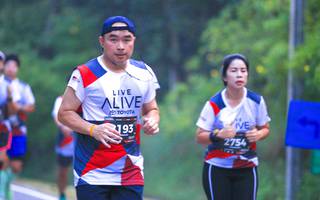 BIB: 193, 2754
                            <button type="button" onclick="openModal(6370753)" class="btn btn-primary btn-sm float-right btn-popup" data-toggle="modal" data-target=".modal-high-quality">
                        <i class="fas fa-shopping-cart"></i> Add to Cart
                    </button>
                                            <button type="button" onclick="isThisMe(6370753, true)" class="btn btn-success btn-sm float-right btn-popup btn-isme hidden" data-toggle="tooltip" data-placement="bottom" title="นี่คือรูปของคุณใช่ไหม คลิกที่นี่เพื่อเอาเข้าอัลบั้ม">
                        <i class="fas fa-plus"></i> Add to album
                    </button>
                    <button type="button" onclick="isThisMe(6370753, false)" class="btn btn-warning btn-sm float-right btn-popup btn-isnotme hidden">
                        <i class="fas fa-ban"></i> Remove from album
                    </button>