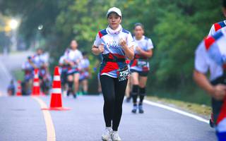 BIB: 276, 
                            <button type="button" onclick="openModal(6370727)" class="btn btn-primary btn-sm float-right btn-popup" data-toggle="modal" data-target=".modal-high-quality">
                        <i class="fas fa-shopping-cart"></i> Add to Cart
                    </button>
                                            <button type="button" onclick="isThisMe(6370727, true)" class="btn btn-success btn-sm float-right btn-popup btn-isme hidden" data-toggle="tooltip" data-placement="bottom" title="นี่คือรูปของคุณใช่ไหม คลิกที่นี่เพื่อเอาเข้าอัลบั้ม">
                        <i class="fas fa-plus"></i> Add to album
                    </button>
                    <button type="button" onclick="isThisMe(6370727, false)" class="btn btn-warning btn-sm float-right btn-popup btn-isnotme hidden">
                        <i class="fas fa-ban"></i> Remove from album
                    </button>