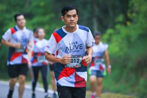 BIB: 012
                            <button type="button" onclick="openModal(6367099)" class="btn btn-primary btn-sm float-right btn-popup" data-toggle="modal" data-target=".modal-high-quality">
                        <i class="fas fa-shopping-cart"></i> Add to Cart
                    </button>
                                            <button type="button" onclick="isThisMe(6367099, true)" class="btn btn-success btn-sm float-right btn-popup btn-isme hidden" data-toggle="tooltip" data-placement="bottom" title="นี่คือรูปของคุณใช่ไหม คลิกที่นี่เพื่อเอาเข้าอัลบั้ม">
                        <i class="fas fa-plus"></i> Add to album
                    </button>
                    <button type="button" onclick="isThisMe(6367099, false)" class="btn btn-warning btn-sm float-right btn-popup btn-isnotme hidden">
                        <i class="fas fa-ban"></i> Remove from album
                    </button>