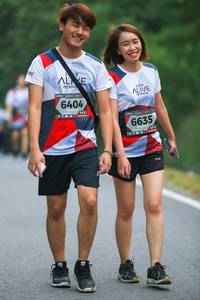 BIB: 6404, 6635
                            <button type="button" onclick="openModal(6368760)" class="btn btn-primary btn-sm float-right btn-popup" data-toggle="modal" data-target=".modal-high-quality">
                        <i class="fas fa-shopping-cart"></i> Add to Cart
                    </button>
                                            <button type="button" onclick="isThisMe(6368760, true)" class="btn btn-success btn-sm float-right btn-popup btn-isme hidden" data-toggle="tooltip" data-placement="bottom" title="นี่คือรูปของคุณใช่ไหม คลิกที่นี่เพื่อเอาเข้าอัลบั้ม">
                        <i class="fas fa-plus"></i> Add to album
                    </button>
                    <button type="button" onclick="isThisMe(6368760, false)" class="btn btn-warning btn-sm float-right btn-popup btn-isnotme hidden">
                        <i class="fas fa-ban"></i> Remove from album
                    </button>