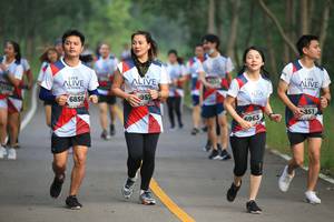 BIB: 952, 6850, 351, 6963
                            <button type="button" onclick="openModal(6357148)" class="btn btn-primary btn-sm float-right btn-popup" data-toggle="modal" data-target=".modal-high-quality">
                        <i class="fas fa-shopping-cart"></i> Add to Cart
                    </button>
                                            <button type="button" onclick="isThisMe(6357148, true)" class="btn btn-success btn-sm float-right btn-popup btn-isme hidden" data-toggle="tooltip" data-placement="bottom" title="นี่คือรูปของคุณใช่ไหม คลิกที่นี่เพื่อเอาเข้าอัลบั้ม">
                        <i class="fas fa-plus"></i> Add to album
                    </button>
                    <button type="button" onclick="isThisMe(6357148, false)" class="btn btn-warning btn-sm float-right btn-popup btn-isnotme hidden">
                        <i class="fas fa-ban"></i> Remove from album
                    </button>