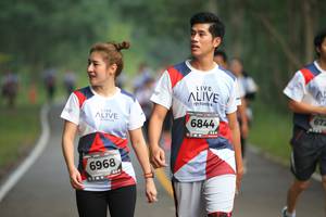 BIB: 6844, 672, 6968
                            <button type="button" onclick="openModal(6356985)" class="btn btn-primary btn-sm float-right btn-popup" data-toggle="modal" data-target=".modal-high-quality">
                        <i class="fas fa-shopping-cart"></i> Add to Cart
                    </button>
                                            <button type="button" onclick="isThisMe(6356985, true)" class="btn btn-success btn-sm float-right btn-popup btn-isme hidden" data-toggle="tooltip" data-placement="bottom" title="นี่คือรูปของคุณใช่ไหม คลิกที่นี่เพื่อเอาเข้าอัลบั้ม">
                        <i class="fas fa-plus"></i> Add to album
                    </button>
                    <button type="button" onclick="isThisMe(6356985, false)" class="btn btn-warning btn-sm float-right btn-popup btn-isnotme hidden">
                        <i class="fas fa-ban"></i> Remove from album
                    </button>