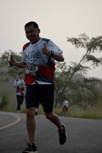 BIB: 6221
                            <button type="button" onclick="openModal(6367934)" class="btn btn-primary btn-sm float-right btn-popup" data-toggle="modal" data-target=".modal-high-quality">
                        <i class="fas fa-shopping-cart"></i> Add to Cart
                    </button>
                                            <button type="button" onclick="isThisMe(6367934, true)" class="btn btn-success btn-sm float-right btn-popup btn-isme hidden" data-toggle="tooltip" data-placement="bottom" title="นี่คือรูปของคุณใช่ไหม คลิกที่นี่เพื่อเอาเข้าอัลบั้ม">
                        <i class="fas fa-plus"></i> Add to album
                    </button>
                    <button type="button" onclick="isThisMe(6367934, false)" class="btn btn-warning btn-sm float-right btn-popup btn-isnotme hidden">
                        <i class="fas fa-ban"></i> Remove from album
                    </button>