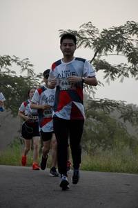 BIB: 683, 2223
                            <button type="button" onclick="openModal(6367935)" class="btn btn-primary btn-sm float-right btn-popup" data-toggle="modal" data-target=".modal-high-quality">
                        <i class="fas fa-shopping-cart"></i> Add to Cart
                    </button>
                                            <button type="button" onclick="isThisMe(6367935, true)" class="btn btn-success btn-sm float-right btn-popup btn-isme hidden" data-toggle="tooltip" data-placement="bottom" title="นี่คือรูปของคุณใช่ไหม คลิกที่นี่เพื่อเอาเข้าอัลบั้ม">
                        <i class="fas fa-plus"></i> Add to album
                    </button>
                    <button type="button" onclick="isThisMe(6367935, false)" class="btn btn-warning btn-sm float-right btn-popup btn-isnotme hidden">
                        <i class="fas fa-ban"></i> Remove from album
                    </button>