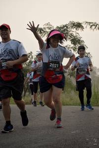 BIB: 2021, 628, 6770
                            <button type="button" onclick="openModal(6361526)" class="btn btn-primary btn-sm float-right btn-popup" data-toggle="modal" data-target=".modal-high-quality">
                        <i class="fas fa-shopping-cart"></i> Add to Cart
                    </button>
                                            <button type="button" onclick="isThisMe(6361526, true)" class="btn btn-success btn-sm float-right btn-popup btn-isme hidden" data-toggle="tooltip" data-placement="bottom" title="นี่คือรูปของคุณใช่ไหม คลิกที่นี่เพื่อเอาเข้าอัลบั้ม">
                        <i class="fas fa-plus"></i> Add to album
                    </button>
                    <button type="button" onclick="isThisMe(6361526, false)" class="btn btn-warning btn-sm float-right btn-popup btn-isnotme hidden">
                        <i class="fas fa-ban"></i> Remove from album
                    </button>