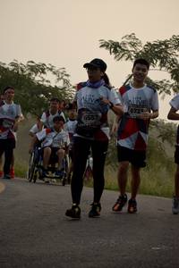 BIB: 6727, 6557, 715
                            <button type="button" onclick="openModal(6362239)" class="btn btn-primary btn-sm float-right btn-popup" data-toggle="modal" data-target=".modal-high-quality">
                        <i class="fas fa-shopping-cart"></i> Add to Cart
                    </button>
                                            <button type="button" onclick="isThisMe(6362239, true)" class="btn btn-success btn-sm float-right btn-popup btn-isme hidden" data-toggle="tooltip" data-placement="bottom" title="นี่คือรูปของคุณใช่ไหม คลิกที่นี่เพื่อเอาเข้าอัลบั้ม">
                        <i class="fas fa-plus"></i> Add to album
                    </button>
                    <button type="button" onclick="isThisMe(6362239, false)" class="btn btn-warning btn-sm float-right btn-popup btn-isnotme hidden">
                        <i class="fas fa-ban"></i> Remove from album
                    </button>