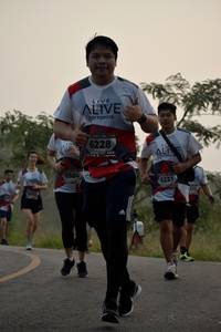 BIB: 6228, 6584, 6231
                            <button type="button" onclick="openModal(6362573)" class="btn btn-primary btn-sm float-right btn-popup" data-toggle="modal" data-target=".modal-high-quality">
                        <i class="fas fa-shopping-cart"></i> Add to Cart
                    </button>
                                            <button type="button" onclick="isThisMe(6362573, true)" class="btn btn-success btn-sm float-right btn-popup btn-isme hidden" data-toggle="tooltip" data-placement="bottom" title="นี่คือรูปของคุณใช่ไหม คลิกที่นี่เพื่อเอาเข้าอัลบั้ม">
                        <i class="fas fa-plus"></i> Add to album
                    </button>
                    <button type="button" onclick="isThisMe(6362573, false)" class="btn btn-warning btn-sm float-right btn-popup btn-isnotme hidden">
                        <i class="fas fa-ban"></i> Remove from album
                    </button>