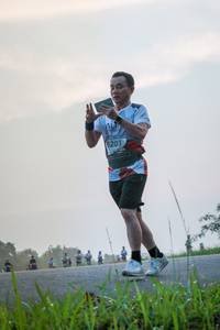 BIB: 6201
                            <button type="button" onclick="openModal(6366952)" class="btn btn-primary btn-sm float-right btn-popup" data-toggle="modal" data-target=".modal-high-quality">
                        <i class="fas fa-shopping-cart"></i> Add to Cart
                    </button>
                                            <button type="button" onclick="isThisMe(6366952, true)" class="btn btn-success btn-sm float-right btn-popup btn-isme hidden" data-toggle="tooltip" data-placement="bottom" title="นี่คือรูปของคุณใช่ไหม คลิกที่นี่เพื่อเอาเข้าอัลบั้ม">
                        <i class="fas fa-plus"></i> Add to album
                    </button>
                    <button type="button" onclick="isThisMe(6366952, false)" class="btn btn-warning btn-sm float-right btn-popup btn-isnotme hidden">
                        <i class="fas fa-ban"></i> Remove from album
                    </button>