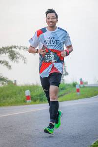 BIB: 3223
                            <button type="button" onclick="openModal(6366642)" class="btn btn-primary btn-sm float-right btn-popup" data-toggle="modal" data-target=".modal-high-quality">
                        <i class="fas fa-shopping-cart"></i> Add to Cart
                    </button>
                                            <button type="button" onclick="isThisMe(6366642, true)" class="btn btn-success btn-sm float-right btn-popup btn-isme hidden" data-toggle="tooltip" data-placement="bottom" title="นี่คือรูปของคุณใช่ไหม คลิกที่นี่เพื่อเอาเข้าอัลบั้ม">
                        <i class="fas fa-plus"></i> Add to album
                    </button>
                    <button type="button" onclick="isThisMe(6366642, false)" class="btn btn-warning btn-sm float-right btn-popup btn-isnotme hidden">
                        <i class="fas fa-ban"></i> Remove from album
                    </button>