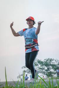 BIB: 6580
                            <button type="button" onclick="openModal(6369694)" class="btn btn-primary btn-sm float-right btn-popup" data-toggle="modal" data-target=".modal-high-quality">
                        <i class="fas fa-shopping-cart"></i> Add to Cart
                    </button>
                                            <button type="button" onclick="isThisMe(6369694, true)" class="btn btn-success btn-sm float-right btn-popup btn-isme hidden" data-toggle="tooltip" data-placement="bottom" title="นี่คือรูปของคุณใช่ไหม คลิกที่นี่เพื่อเอาเข้าอัลบั้ม">
                        <i class="fas fa-plus"></i> Add to album
                    </button>
                    <button type="button" onclick="isThisMe(6369694, false)" class="btn btn-warning btn-sm float-right btn-popup btn-isnotme hidden">
                        <i class="fas fa-ban"></i> Remove from album
                    </button>