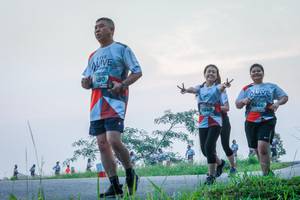 BIB: 490, 6644, 6640
                            <button type="button" onclick="openModal(6369527)" class="btn btn-primary btn-sm float-right btn-popup" data-toggle="modal" data-target=".modal-high-quality">
                        <i class="fas fa-shopping-cart"></i> Add to Cart
                    </button>
                                            <button type="button" onclick="isThisMe(6369527, true)" class="btn btn-success btn-sm float-right btn-popup btn-isme hidden" data-toggle="tooltip" data-placement="bottom" title="นี่คือรูปของคุณใช่ไหม คลิกที่นี่เพื่อเอาเข้าอัลบั้ม">
                        <i class="fas fa-plus"></i> Add to album
                    </button>
                    <button type="button" onclick="isThisMe(6369527, false)" class="btn btn-warning btn-sm float-right btn-popup btn-isnotme hidden">
                        <i class="fas fa-ban"></i> Remove from album
                    </button>