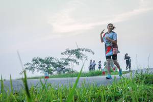 BIB: 615
                            <button type="button" onclick="openModal(6369719)" class="btn btn-primary btn-sm float-right btn-popup" data-toggle="modal" data-target=".modal-high-quality">
                        <i class="fas fa-shopping-cart"></i> Add to Cart
                    </button>
                                            <button type="button" onclick="isThisMe(6369719, true)" class="btn btn-success btn-sm float-right btn-popup btn-isme hidden" data-toggle="tooltip" data-placement="bottom" title="นี่คือรูปของคุณใช่ไหม คลิกที่นี่เพื่อเอาเข้าอัลบั้ม">
                        <i class="fas fa-plus"></i> Add to album
                    </button>
                    <button type="button" onclick="isThisMe(6369719, false)" class="btn btn-warning btn-sm float-right btn-popup btn-isnotme hidden">
                        <i class="fas fa-ban"></i> Remove from album
                    </button>