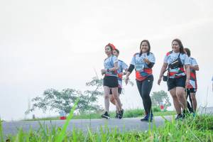 BIB: 6350
                            <button type="button" onclick="openModal(6369768)" class="btn btn-primary btn-sm float-right btn-popup" data-toggle="modal" data-target=".modal-high-quality">
                        <i class="fas fa-shopping-cart"></i> Add to Cart
                    </button>
                                            <button type="button" onclick="isThisMe(6369768, true)" class="btn btn-success btn-sm float-right btn-popup btn-isme hidden" data-toggle="tooltip" data-placement="bottom" title="นี่คือรูปของคุณใช่ไหม คลิกที่นี่เพื่อเอาเข้าอัลบั้ม">
                        <i class="fas fa-plus"></i> Add to album
                    </button>
                    <button type="button" onclick="isThisMe(6369768, false)" class="btn btn-warning btn-sm float-right btn-popup btn-isnotme hidden">
                        <i class="fas fa-ban"></i> Remove from album
                    </button>