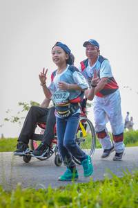 BIB: 7092
                            <button type="button" onclick="openModal(6369225)" class="btn btn-primary btn-sm float-right btn-popup" data-toggle="modal" data-target=".modal-high-quality">
                        <i class="fas fa-shopping-cart"></i> Add to Cart
                    </button>
                                            <button type="button" onclick="isThisMe(6369225, true)" class="btn btn-success btn-sm float-right btn-popup btn-isme hidden" data-toggle="tooltip" data-placement="bottom" title="นี่คือรูปของคุณใช่ไหม คลิกที่นี่เพื่อเอาเข้าอัลบั้ม">
                        <i class="fas fa-plus"></i> Add to album
                    </button>
                    <button type="button" onclick="isThisMe(6369225, false)" class="btn btn-warning btn-sm float-right btn-popup btn-isnotme hidden">
                        <i class="fas fa-ban"></i> Remove from album
                    </button>