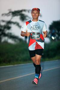 BIB: 2446, 124
                            <button type="button" onclick="openModal(6363039)" class="btn btn-primary btn-sm float-right btn-popup" data-toggle="modal" data-target=".modal-high-quality">
                        <i class="fas fa-shopping-cart"></i> Add to Cart
                    </button>
                                            <button type="button" onclick="isThisMe(6363039, true)" class="btn btn-success btn-sm float-right btn-popup btn-isme hidden" data-toggle="tooltip" data-placement="bottom" title="นี่คือรูปของคุณใช่ไหม คลิกที่นี่เพื่อเอาเข้าอัลบั้ม">
                        <i class="fas fa-plus"></i> Add to album
                    </button>
                    <button type="button" onclick="isThisMe(6363039, false)" class="btn btn-warning btn-sm float-right btn-popup btn-isnotme hidden">
                        <i class="fas fa-ban"></i> Remove from album
                    </button>