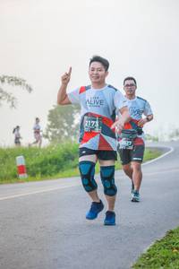 BIB: 2173, 2827
                            <button type="button" onclick="openModal(6366584)" class="btn btn-primary btn-sm float-right btn-popup" data-toggle="modal" data-target=".modal-high-quality">
                        <i class="fas fa-shopping-cart"></i> Add to Cart
                    </button>
                                            <button type="button" onclick="isThisMe(6366584, true)" class="btn btn-success btn-sm float-right btn-popup btn-isme hidden" data-toggle="tooltip" data-placement="bottom" title="นี่คือรูปของคุณใช่ไหม คลิกที่นี่เพื่อเอาเข้าอัลบั้ม">
                        <i class="fas fa-plus"></i> Add to album
                    </button>
                    <button type="button" onclick="isThisMe(6366584, false)" class="btn btn-warning btn-sm float-right btn-popup btn-isnotme hidden">
                        <i class="fas fa-ban"></i> Remove from album
                    </button>