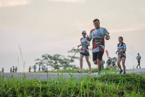 BIB: 6869
                            <button type="button" onclick="openModal(6369198)" class="btn btn-primary btn-sm float-right btn-popup" data-toggle="modal" data-target=".modal-high-quality">
                        <i class="fas fa-shopping-cart"></i> Add to Cart
                    </button>
                                            <button type="button" onclick="isThisMe(6369198, true)" class="btn btn-success btn-sm float-right btn-popup btn-isme hidden" data-toggle="tooltip" data-placement="bottom" title="นี่คือรูปของคุณใช่ไหม คลิกที่นี่เพื่อเอาเข้าอัลบั้ม">
                        <i class="fas fa-plus"></i> Add to album
                    </button>
                    <button type="button" onclick="isThisMe(6369198, false)" class="btn btn-warning btn-sm float-right btn-popup btn-isnotme hidden">
                        <i class="fas fa-ban"></i> Remove from album
                    </button>