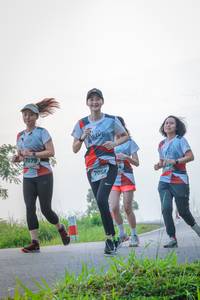 BIB: 7079, 7068
                            <button type="button" onclick="openModal(6369712)" class="btn btn-primary btn-sm float-right btn-popup" data-toggle="modal" data-target=".modal-high-quality">
                        <i class="fas fa-shopping-cart"></i> Add to Cart
                    </button>
                                            <button type="button" onclick="isThisMe(6369712, true)" class="btn btn-success btn-sm float-right btn-popup btn-isme hidden" data-toggle="tooltip" data-placement="bottom" title="นี่คือรูปของคุณใช่ไหม คลิกที่นี่เพื่อเอาเข้าอัลบั้ม">
                        <i class="fas fa-plus"></i> Add to album
                    </button>
                    <button type="button" onclick="isThisMe(6369712, false)" class="btn btn-warning btn-sm float-right btn-popup btn-isnotme hidden">
                        <i class="fas fa-ban"></i> Remove from album
                    </button>