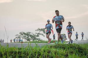 BIB: 6869
                            <button type="button" onclick="openModal(6369197)" class="btn btn-primary btn-sm float-right btn-popup" data-toggle="modal" data-target=".modal-high-quality">
                        <i class="fas fa-shopping-cart"></i> Add to Cart
                    </button>
                                            <button type="button" onclick="isThisMe(6369197, true)" class="btn btn-success btn-sm float-right btn-popup btn-isme hidden" data-toggle="tooltip" data-placement="bottom" title="นี่คือรูปของคุณใช่ไหม คลิกที่นี่เพื่อเอาเข้าอัลบั้ม">
                        <i class="fas fa-plus"></i> Add to album
                    </button>
                    <button type="button" onclick="isThisMe(6369197, false)" class="btn btn-warning btn-sm float-right btn-popup btn-isnotme hidden">
                        <i class="fas fa-ban"></i> Remove from album
                    </button>