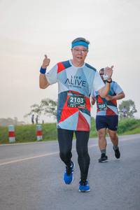 BIB: 2103, 3032
                            <button type="button" onclick="openModal(6363759)" class="btn btn-primary btn-sm float-right btn-popup" data-toggle="modal" data-target=".modal-high-quality">
                        <i class="fas fa-shopping-cart"></i> Add to Cart
                    </button>
                                            <button type="button" onclick="isThisMe(6363759, true)" class="btn btn-success btn-sm float-right btn-popup btn-isme hidden" data-toggle="tooltip" data-placement="bottom" title="นี่คือรูปของคุณใช่ไหม คลิกที่นี่เพื่อเอาเข้าอัลบั้ม">
                        <i class="fas fa-plus"></i> Add to album
                    </button>
                    <button type="button" onclick="isThisMe(6363759, false)" class="btn btn-warning btn-sm float-right btn-popup btn-isnotme hidden">
                        <i class="fas fa-ban"></i> Remove from album
                    </button>