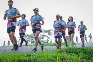 BIB: 615, 5298, 429, 7167
                            <button type="button" onclick="openModal(6369250)" class="btn btn-primary btn-sm float-right btn-popup" data-toggle="modal" data-target=".modal-high-quality">
                        <i class="fas fa-shopping-cart"></i> Add to Cart
                    </button>
                                            <button type="button" onclick="isThisMe(6369250, true)" class="btn btn-success btn-sm float-right btn-popup btn-isme hidden" data-toggle="tooltip" data-placement="bottom" title="นี่คือรูปของคุณใช่ไหม คลิกที่นี่เพื่อเอาเข้าอัลบั้ม">
                        <i class="fas fa-plus"></i> Add to album
                    </button>
                    <button type="button" onclick="isThisMe(6369250, false)" class="btn btn-warning btn-sm float-right btn-popup btn-isnotme hidden">
                        <i class="fas fa-ban"></i> Remove from album
                    </button>