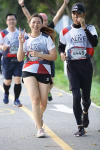 BIB: 623, 6445
                            <button type="button" onclick="openModal(6371443)" class="btn btn-primary btn-sm float-right btn-popup" data-toggle="modal" data-target=".modal-high-quality">
                        <i class="fas fa-shopping-cart"></i> Add to Cart
                    </button>
                                            <button type="button" onclick="isThisMe(6371443, true)" class="btn btn-success btn-sm float-right btn-popup btn-isme hidden" data-toggle="tooltip" data-placement="bottom" title="นี่คือรูปของคุณใช่ไหม คลิกที่นี่เพื่อเอาเข้าอัลบั้ม">
                        <i class="fas fa-plus"></i> Add to album
                    </button>
                    <button type="button" onclick="isThisMe(6371443, false)" class="btn btn-warning btn-sm float-right btn-popup btn-isnotme hidden">
                        <i class="fas fa-ban"></i> Remove from album
                    </button>